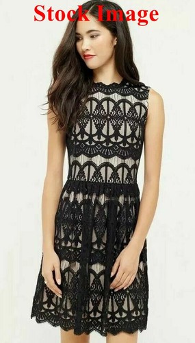 Oasis black lace art - oasis, deco