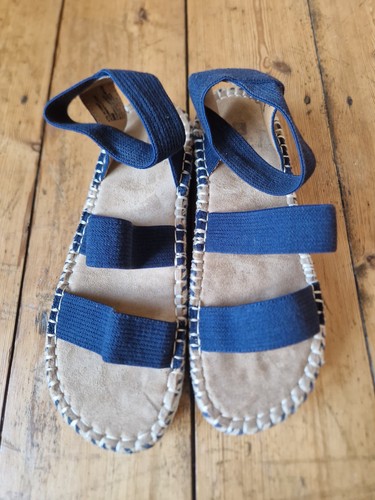 White mountain blue - mountain, blue/white