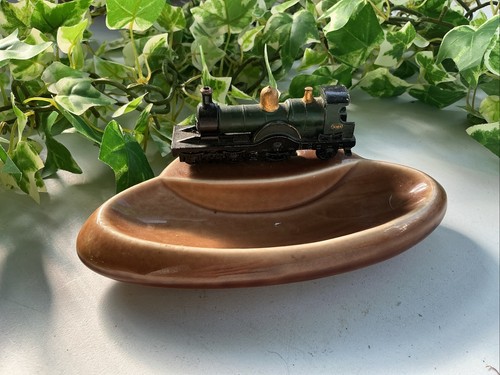 Vintage wade train - vintage,