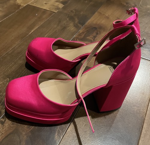 Barbie costume block - costume, heel
