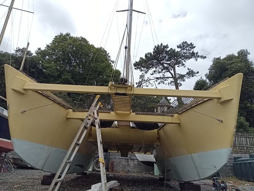 CATAMARAN/PROJECT