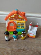 ELC Happyland Doctor's Office Playset with Sounds inc Figures & Ambulance