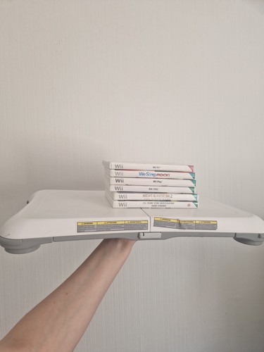Official white nintendo wii - white,