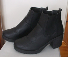 BLACK FAUX LEATHER SIDE