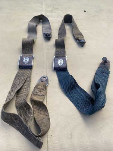 Split screen lap belts - screen,