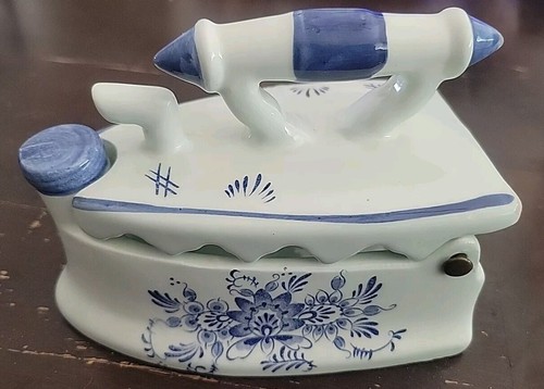 Vintage porcelain flat - vintage, iron