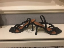 PRIMARK:FAB BLACK SLING BACK