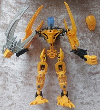 BIONICLE Glatorian Mata Nui 8989 - MOSTLY COMPLETE - BROKEN MASK INCLUDED