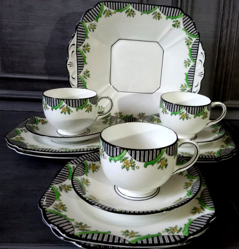 Beautiful art deco melba - art, bone