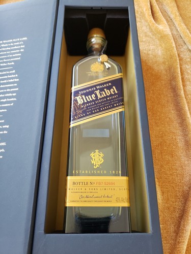 Johnnie walker blue label box - johnnie,
