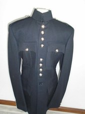 IRISH GUARDS MANS ARMY NO.1