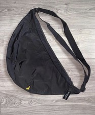 New Brave Soul Black Sling Bag / Crossbody Bag - One Size