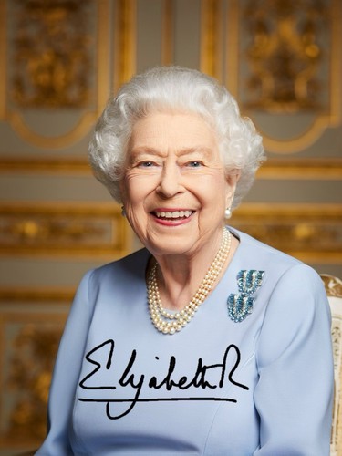 Queen elizabeth signed - elizabeth, ii