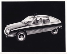 CITROEN GS, R.H.D. MOSTLY SIDE VIEW PHOTOGRAPH.