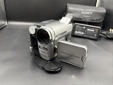 Sony Handycam CCD-TRV238E Digital Hi8 Video Camcorder - Charger & Case - VGC