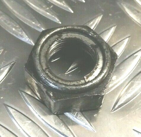 Suzuki sv1000 front sprocket - suzuki,