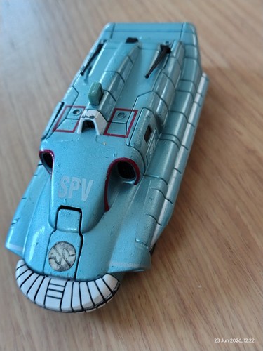 Captain scarlet spv spectrum - scarlet,
