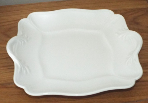 Wedgwood queen ware plain - queen's,