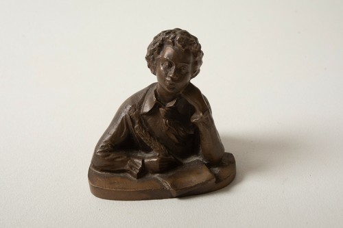 Bronze sculpture young - sculpture,