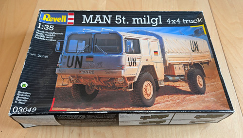 Revell man milgl - 1:35, 5t
