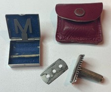Vintage Myatt Ladies Razor Miniature Purse Shaver Complete w/ Leather Case