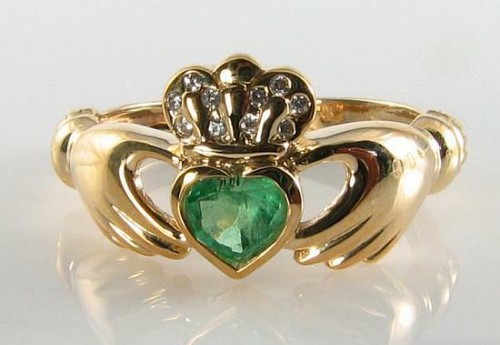 9ct gold claddagh colombian - claddagh,