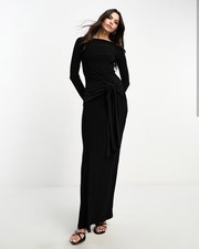 ASOS DESIGN Black Tie Front
