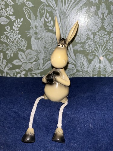 Donkey shelf sitter - shelf,