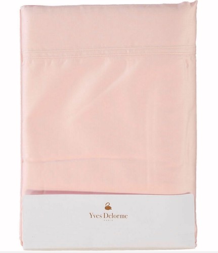 Bnwt yves delorme - bnwt,