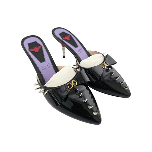 Gucci patent bow - patent, gg