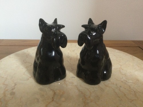 Pair black ceramic scottish - pair,