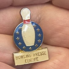 Vintage Ten Pin Bowling Presse Europe Acrylic Enamel Pin Badge
