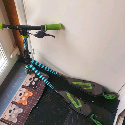 Slider black green - &, push