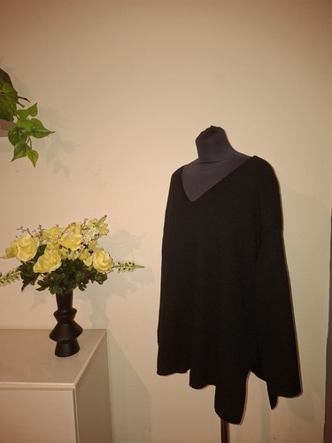 Primark maternity black neck - maternity, v-neck