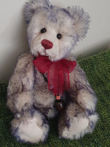 Original laura charlie bears - original,