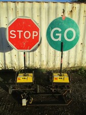 Pike Robosign stop go boards