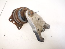 6q0199185m  Engine Mounting