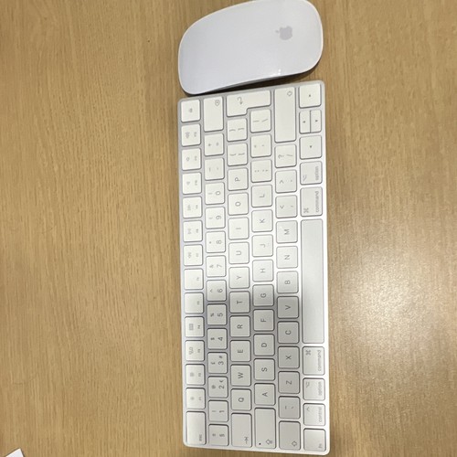 Apple magic keyboard - magic,