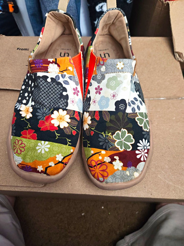 Uin story floral - story,