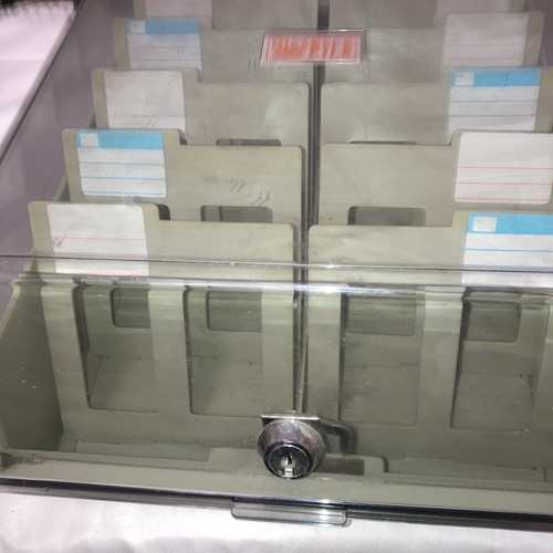 Diskette lockable - lockable, 3.5”