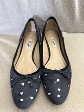 Clarks navy blue speckled