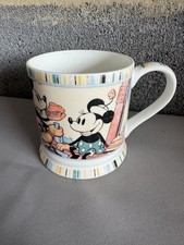 Queens Disney Mickey Mouse Memories In Building a Building Minnie Mug Cup