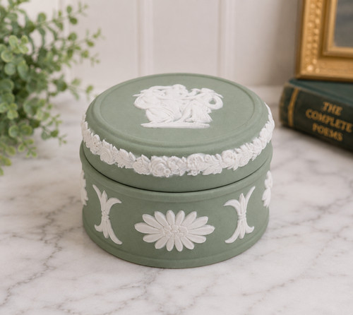 Wedgwood jasperware sage green - sage,