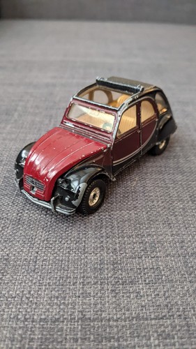 Corgi citroen 2cv6 diecast - citroen,