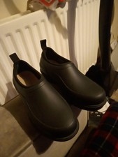 Womens Size 6 Black Rubber Upper, FITFLOP