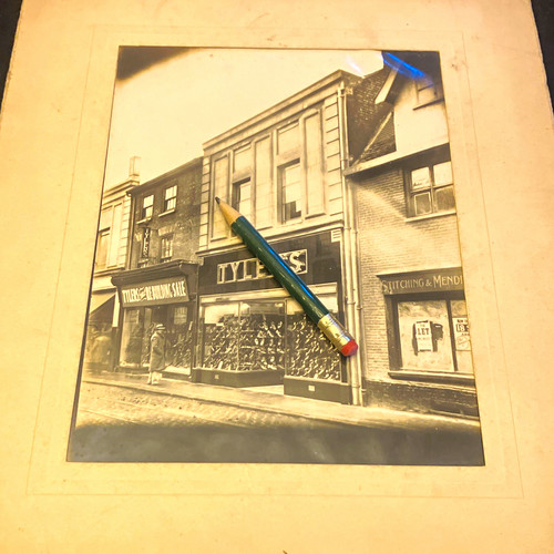 Tylers shopfront street scene - shopfront,