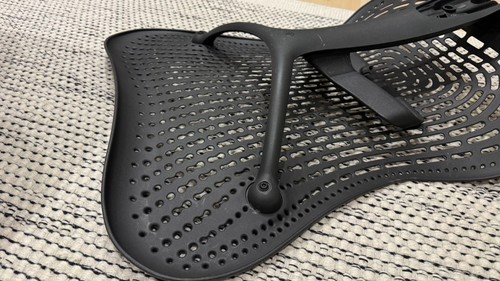 Herman miller mirra - miller,