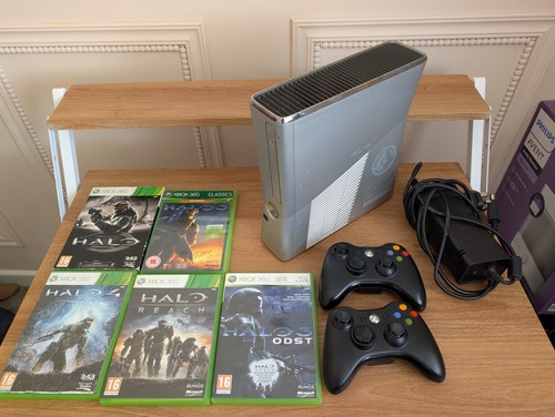 Xbox 360 slim console - xbox,