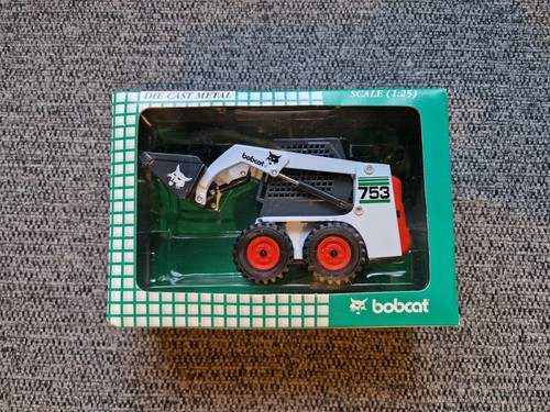 Bobcat 753 scale die cast - bobcat,
