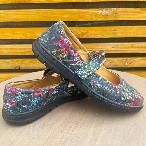 Loretta leather floral mary - leather,